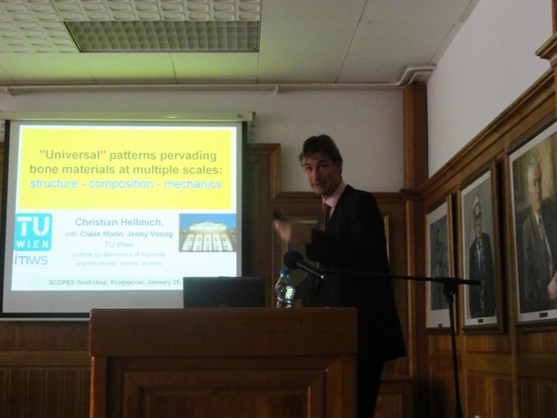 Prof. dr Kristijan Helmik
